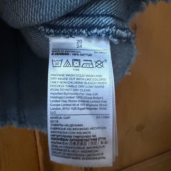 GAP Women's Sleeveless Blue Button-Down Shirt Button-Front Denim Tank Top 90s - Picture 3 of 4